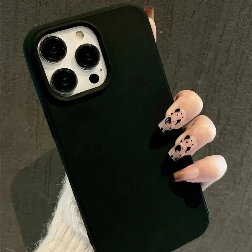 ⚠️Clearance iPhone 13/Pro/Pro Max Solid Black Phone Case